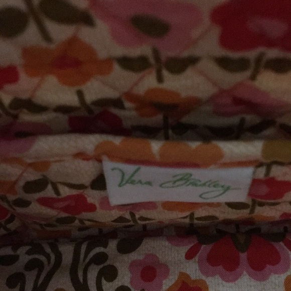 Vera Bradley Woman’s Handbag - Picture 4 of 4